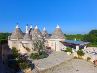 Trulli in Valle d'Itra with Pool and Views - 4