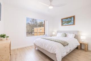 Northward 5, 2 Magnus St - renovated stunning unit with views - 3