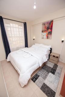 Sleek Snowy Stays - 5