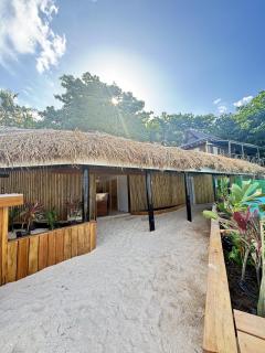 Beachcomber Island Resort - 8