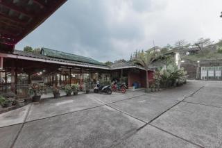 RedDoorz Plus @ Hotel Griya Astoeti - 5