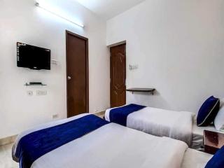 Hotel O Kaligambal illam - 4