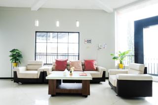 RedDoorz near Taman Rekreasi Selecta - 5