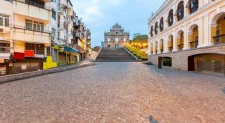 Grand Harbour Hotel - 3