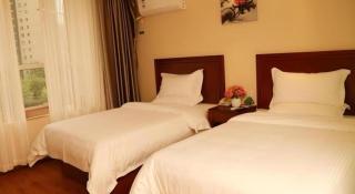 GreenTree Inn Luoyang Zhongzheng Street Express Hotel - 1