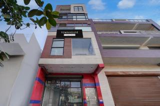 Townhouse Johri Enclave Metro Station Formerly Second Home - 5