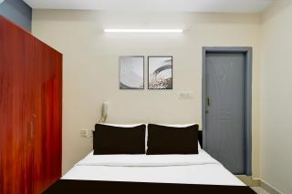 Super Collection O Khajaguda Hills Formerly Sri Balaji Luxary Rooms - 1