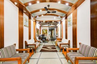 Super Collection O Sharath City Mall Formerly Delight Inn Gachibowli - 4