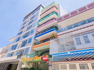 OYO 1028 Flower House Apartment - 1