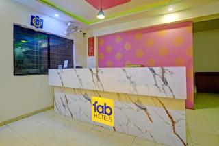 FabHotel Atithi - 9