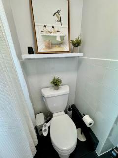 20 min NYC-Modern Private Room-Queen Bed-Parking - 2
