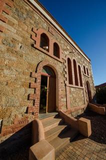 Broken Hill Outback Church Stay - Broken Hill - 7