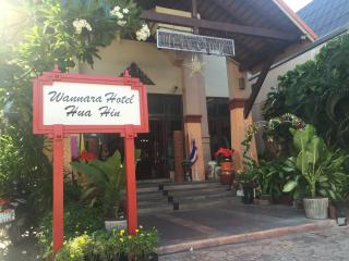 Wannara Hotel Hua Hin - Hua Hin - 1
