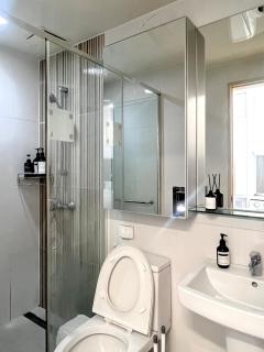 Dangsan , Hongdae, Hapjeong Station 1 stop Han River View - 1