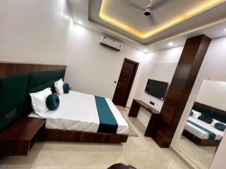 Townhouse Subharti University Meerut Formerly Hotel Celebration - 9