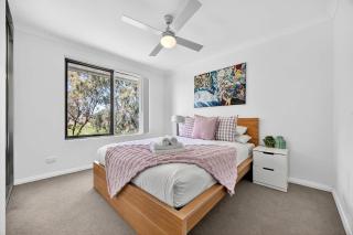 Chic 2BR Rockingham Escape Garden Views - 4