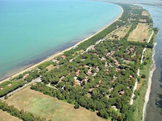Apartment by the sea, in special surroundings - 9