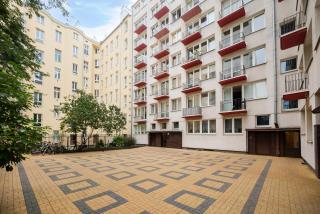 Krochmalna Spacious Apartment by BookingHost - 5