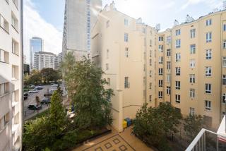 Krochmalna Spacious Apartment by BookingHost - 2
