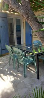 Maison jardin grande piscine , sortie bateau possible - 2