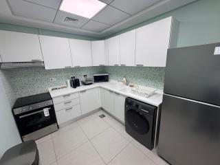 Urban Retreat - Premium Stay - Gym & Pool Access - 9