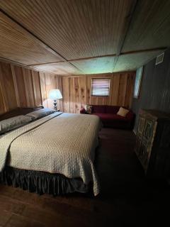 Tiki Cabin Yellow Rose Canyon - 4