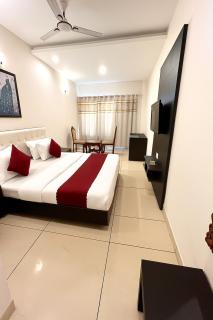 Hotel JB Woods Residency & Banquet Hall Chandigarh II Top Rated and Most Awarded Property in Tricity - 7