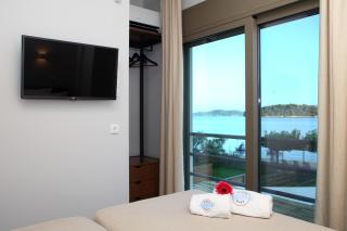 Acqua Di Mare Beach Front Villas - 2