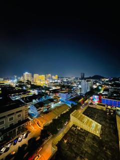 Studio Apartment at Citra Plaza Nagoya - 16th - 2