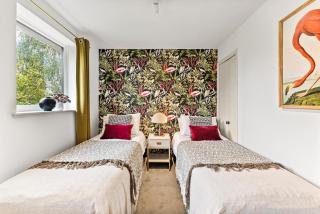 Beautiful House in Cambridge - Sleeps 6 - 8