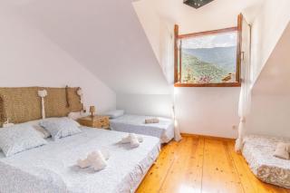 Mountain Escape for Families & Friends in Pyrenees - 1