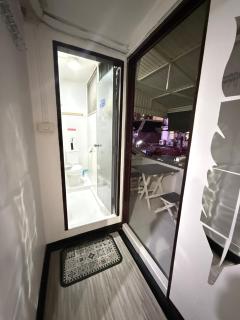 Ree corner sukhumvit 23 - 2