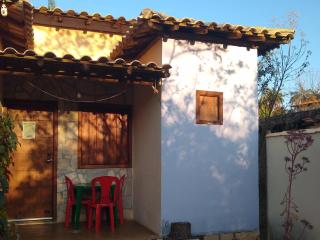 JACARANDÁ Chalés com piscina em São José da Serra MG - 3