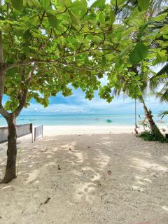 TEZA by the Z - Beachfront Vacation Villa Rental - 9