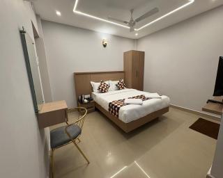 Hotel Royal Inn Near US Consulate, Apollo Hospitals - Chennai - 8