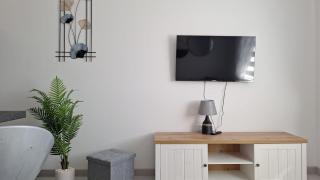 Cozy Studio Rin Residence - 3