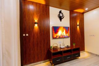 Your Kigali Base a 2 Bedroom with Kitchen and Private Parking - 7
