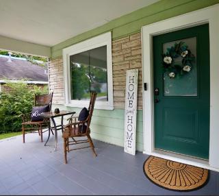 Stylish Bungalow Near Fort Benning - 8