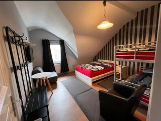 Adam's Hostel - Self Check-In & Only Private Rooms - 9