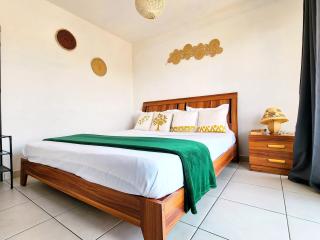 La Casa Di Luna - Hotel with Pool and Restaurant in Antananarivo - 4