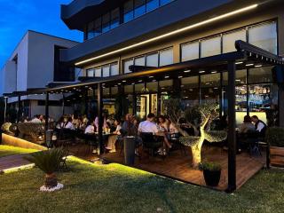 Villa Five Hotel - 1