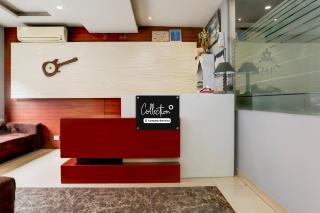 Collection O Railway Station Road Near Clock Tower - 4