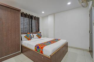 FabHotel Ujwal Comforts - 9