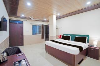 Super Hotel O Varanasi Banaras Junction Formerly Girija Palace - 4