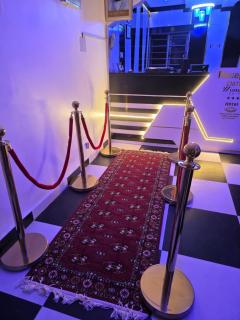 Emike Luxury Hotel & Suites - 4