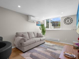 Exquisite 1-Bdr Condo Apt - 1