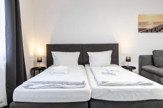 Holiday&Stay, Apartment Stay, Küche, 85Zoll TV, WLAN - 1
