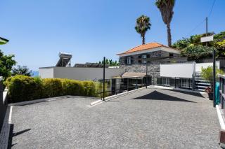 OurMadeira - Grayci's House, contemporary - 8