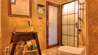 Vanessa Cave Hotel - 7