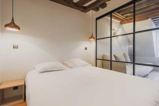 Modern flat -1BR-2P- in the heart of the Marais - 3